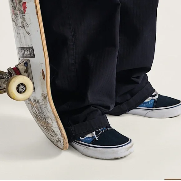 Vans Blue and White Old Skool Shoe Sneakers - Picture 4 of 8